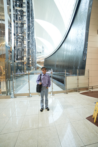 2013-10-04-terminal3-water.jpg