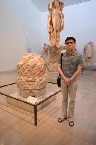 2014-10-11-omphalos-museum.jpg