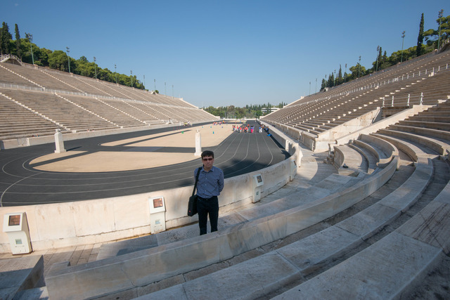 2014-10-13-stadium-stay.jpg