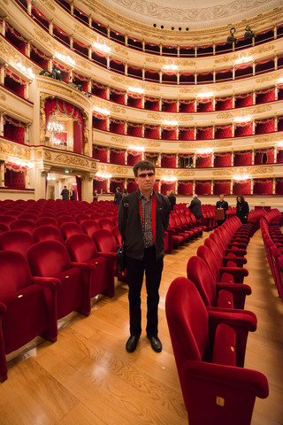 2014-10-14-lascala-hall2.jpg