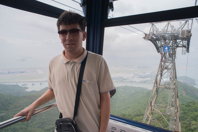 2015-06-25-hk-airport-from-cable-car.jpg
