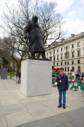 2016-04-13-churchill-monument.jpg