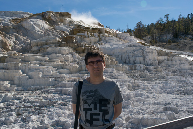 2017-05-03-yellowstone-mammoth.jpg