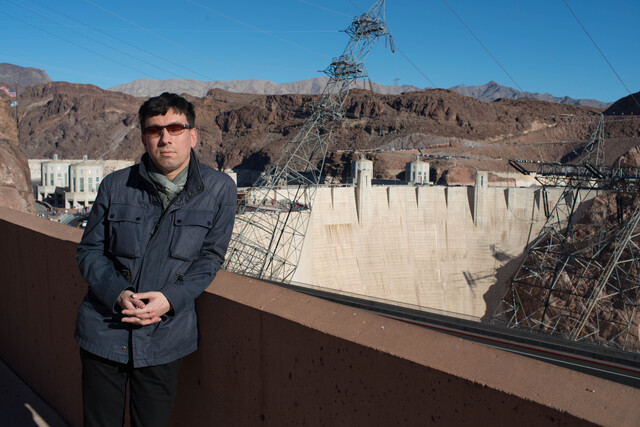 2018-11-15-huver-dam.jpg